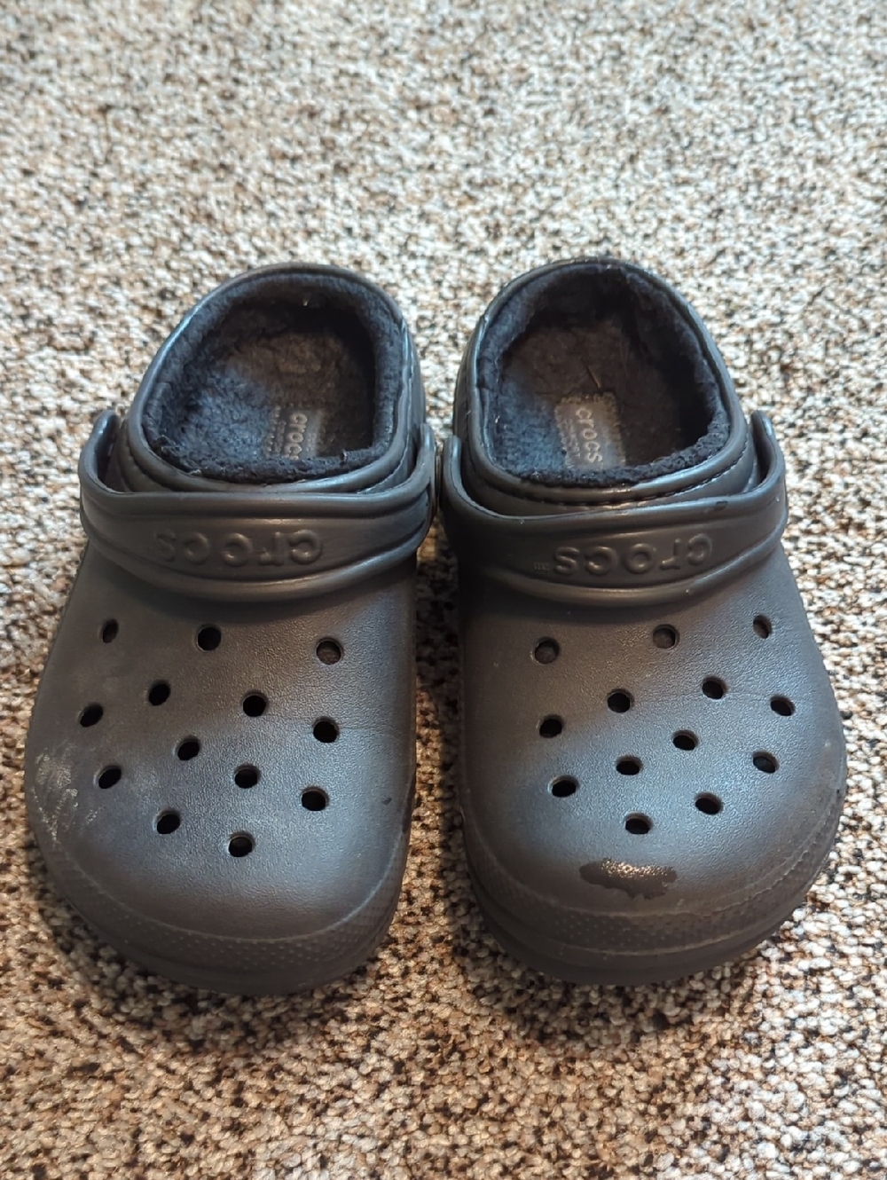 Black Fleece Lined Kids Crocs
